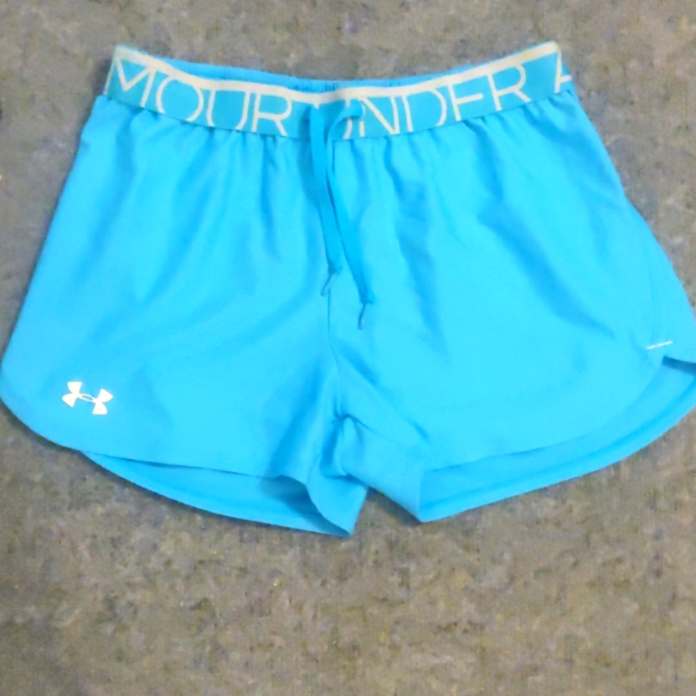 (4pc+ 1 bundled) Under Armour Shorts